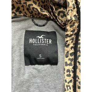 Holister Leopard Print Windbreaker With Removeable Hood Small